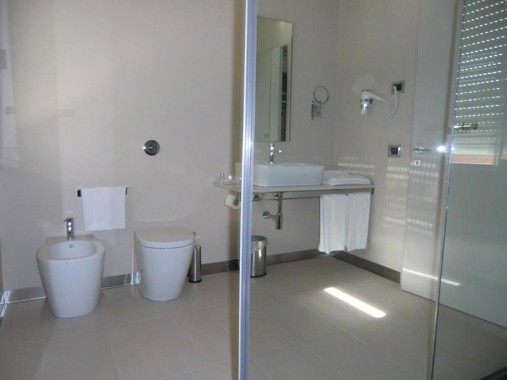B&Beach Cagliari Guest House Phòng bức ảnh