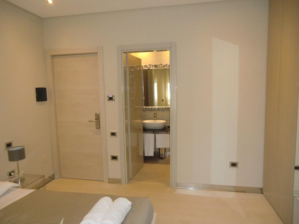 B&Beach Cagliari Guest House Phòng bức ảnh