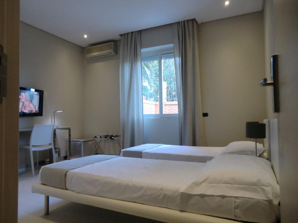 B&Beach Cagliari Guest House Phòng bức ảnh